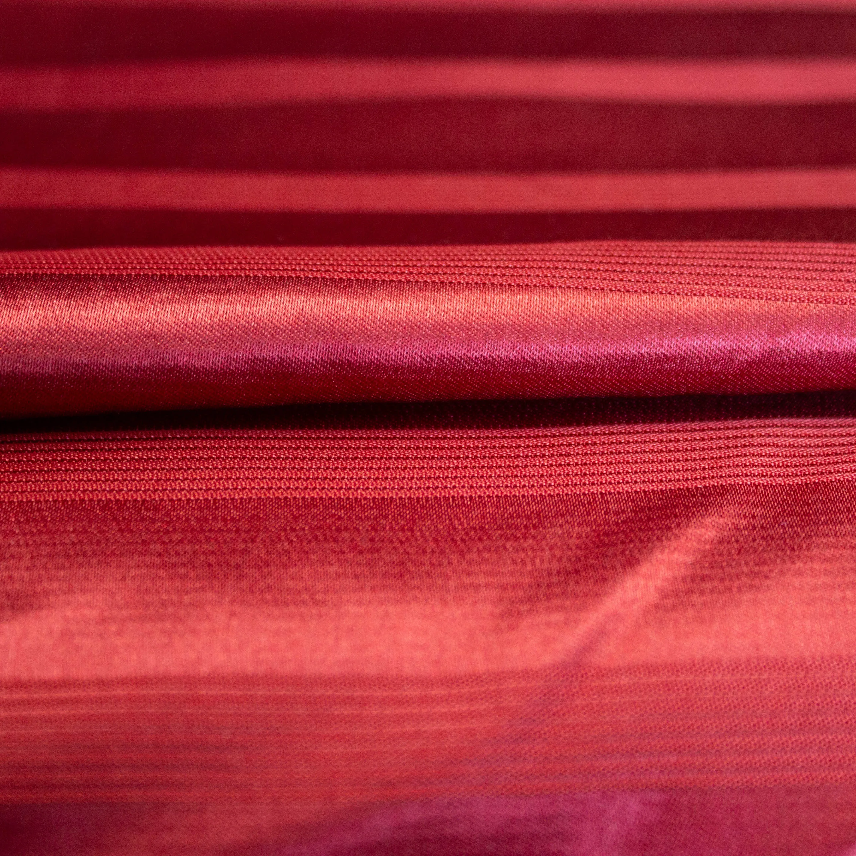 Fantasievoering rood met strepen "Ferragamo"